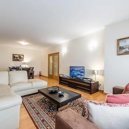 Guestready - Espinho Lux Apartment
